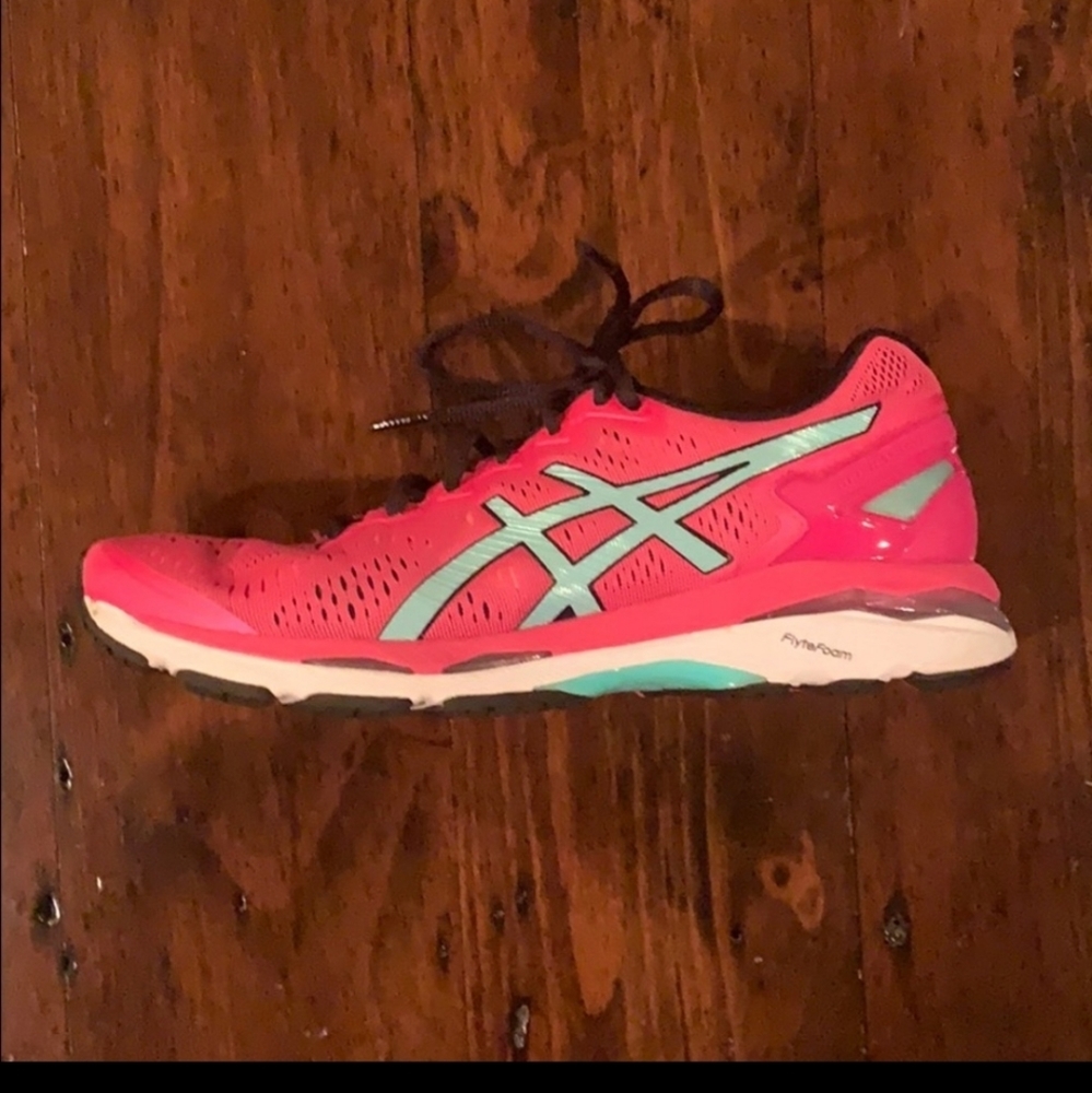 Pink Asics - Picture 3 of 4